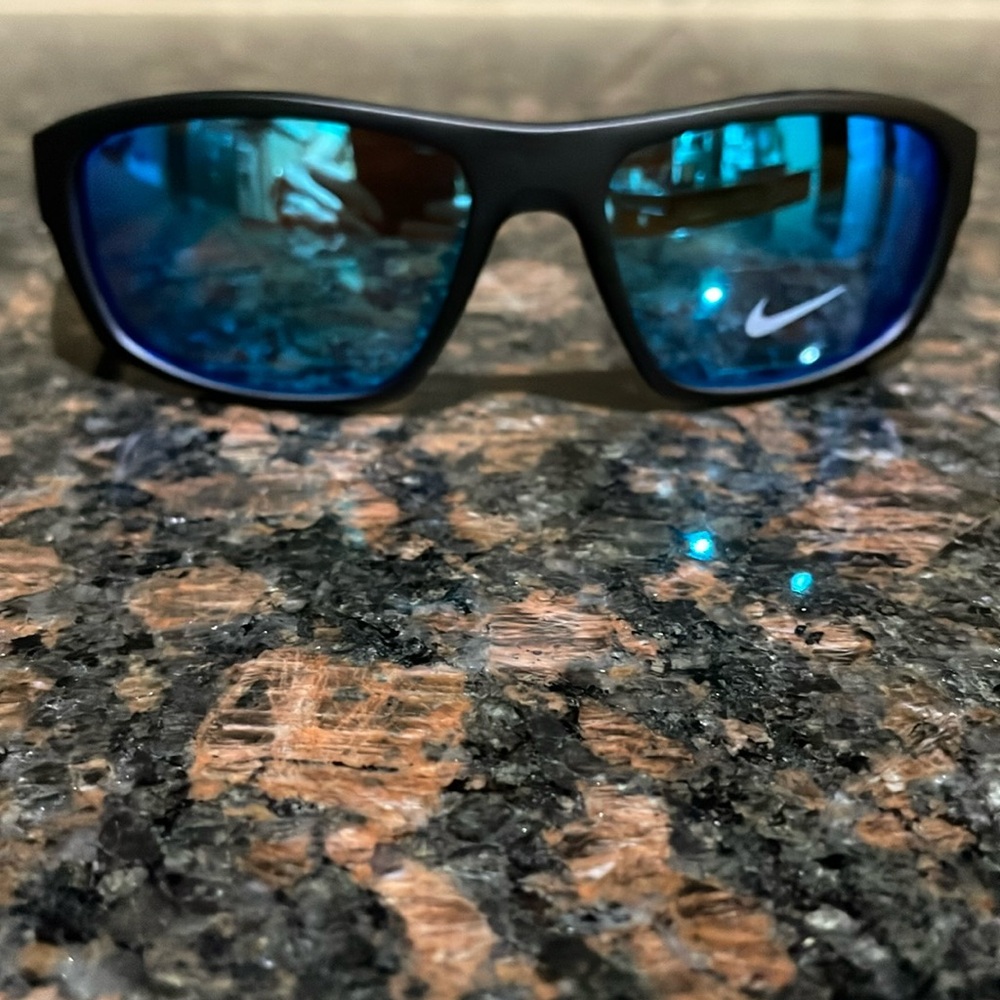 Nike Brazen Boost M Sunglasses